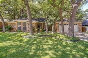 6749 Ridgewood Drive — photo