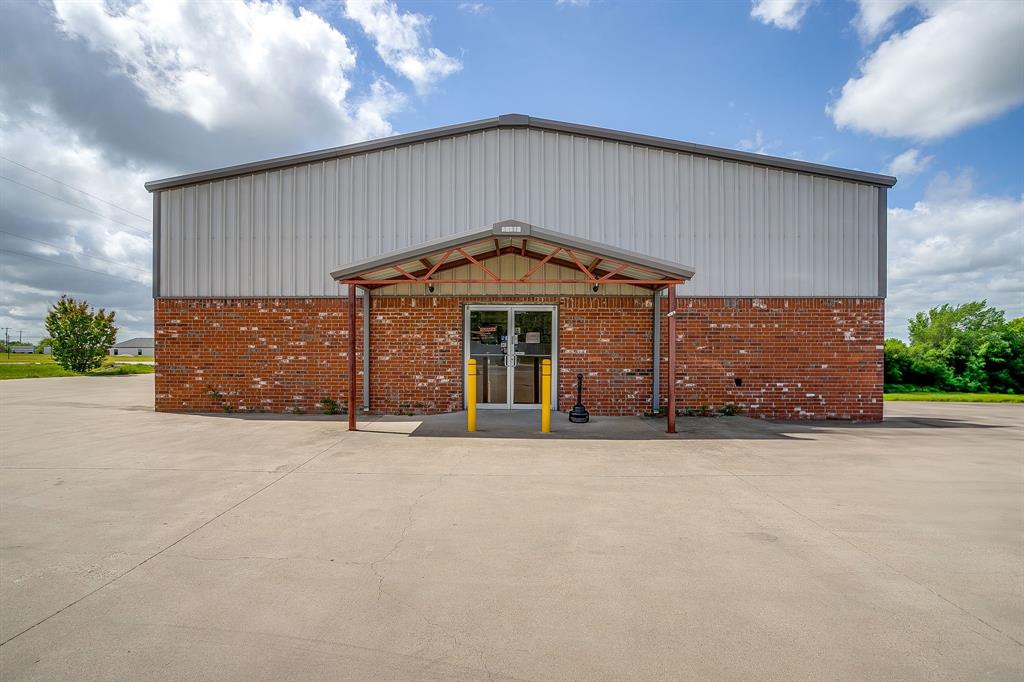 10450 E Bankhead Highway — photo