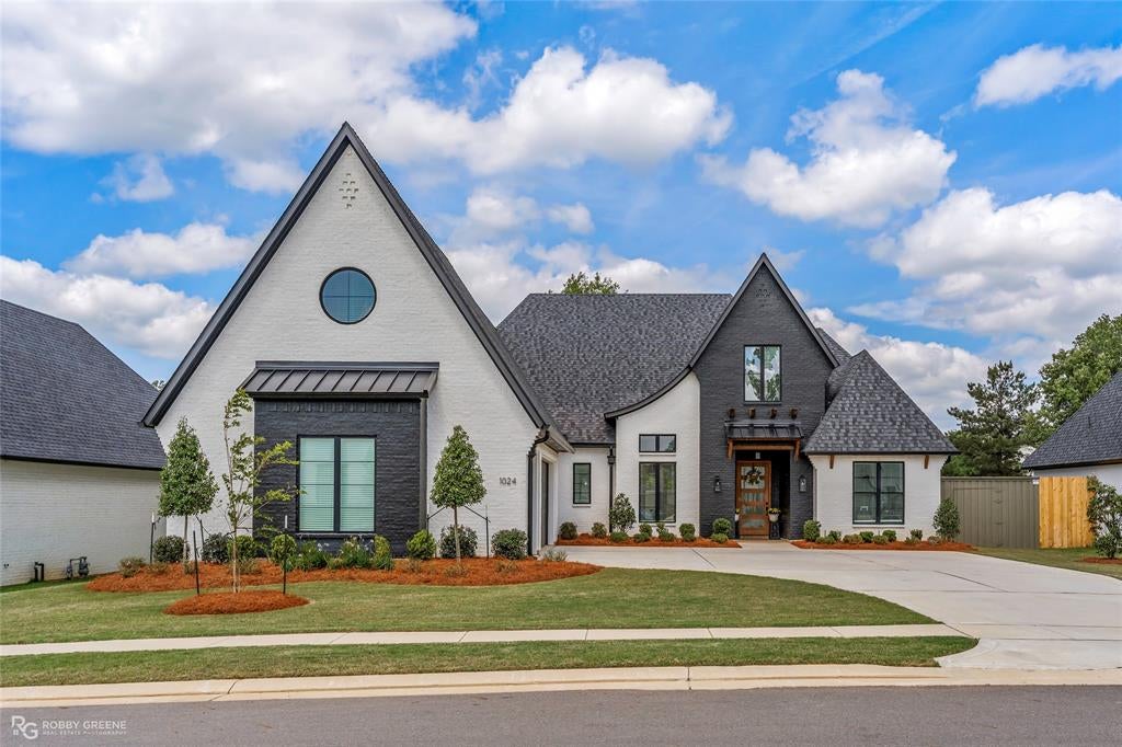 1024 Horizon Hill Drive — photo