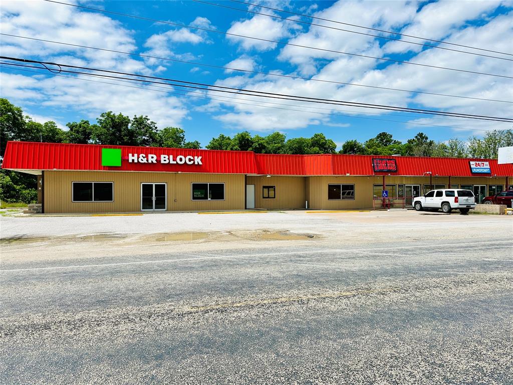 311 S Access Road — photo