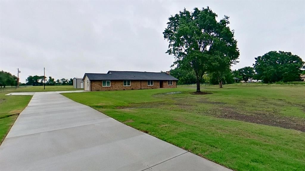 423 FM 2377 — photo