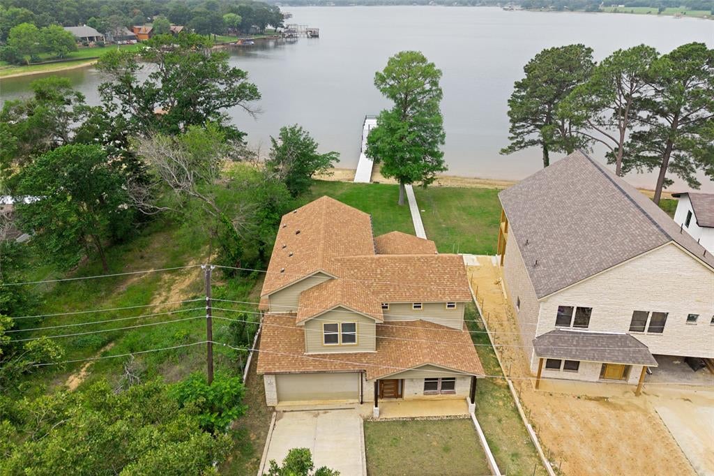 162 Oak Hills Drive — photo