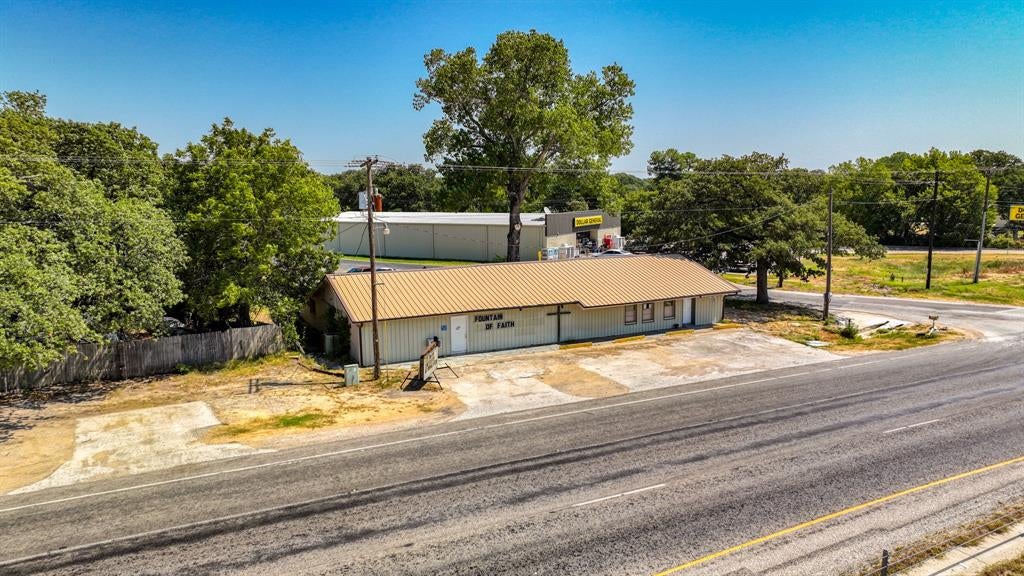 4397 E Highway 199 — photo