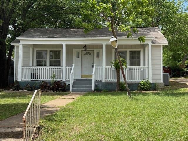 1527 Outer Drive — photo