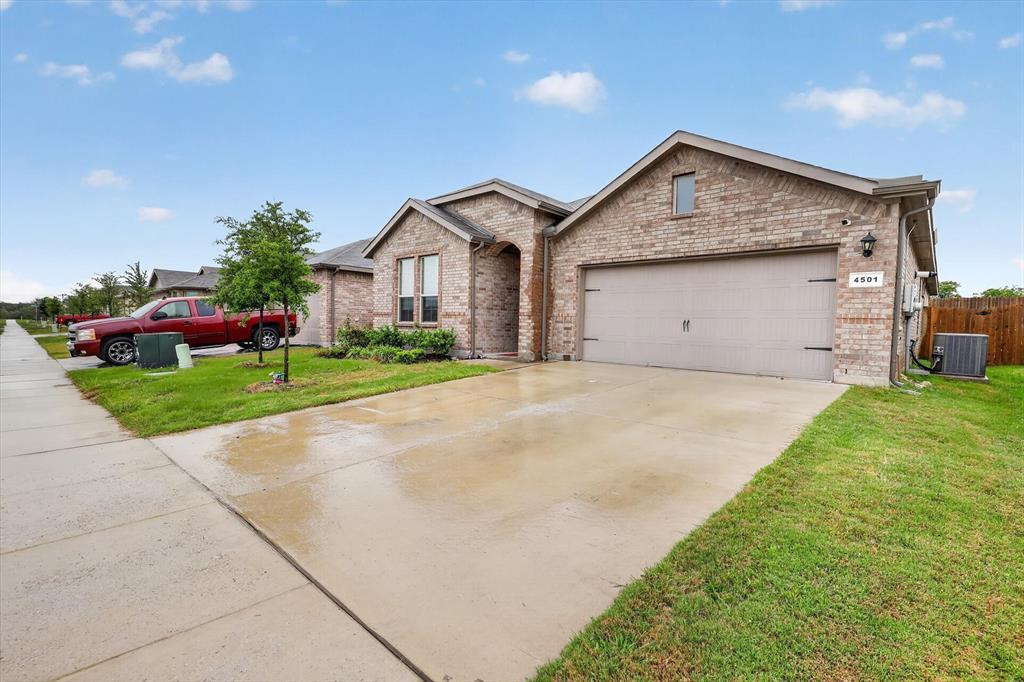 4501 Corktree Lane — photo