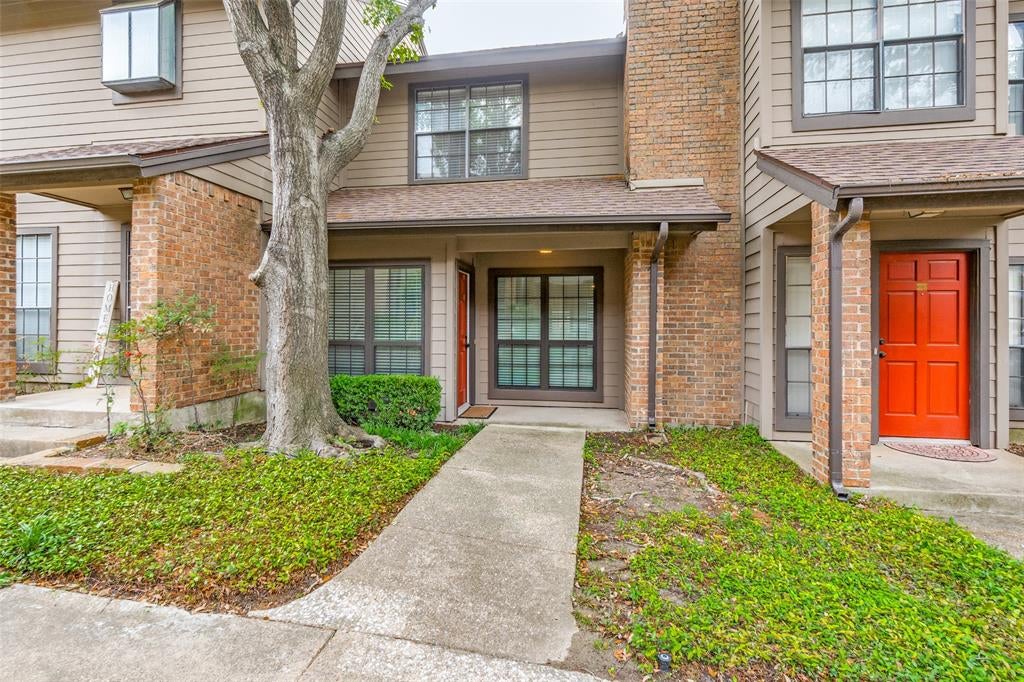 9910 Royal Lane 1006 — photo