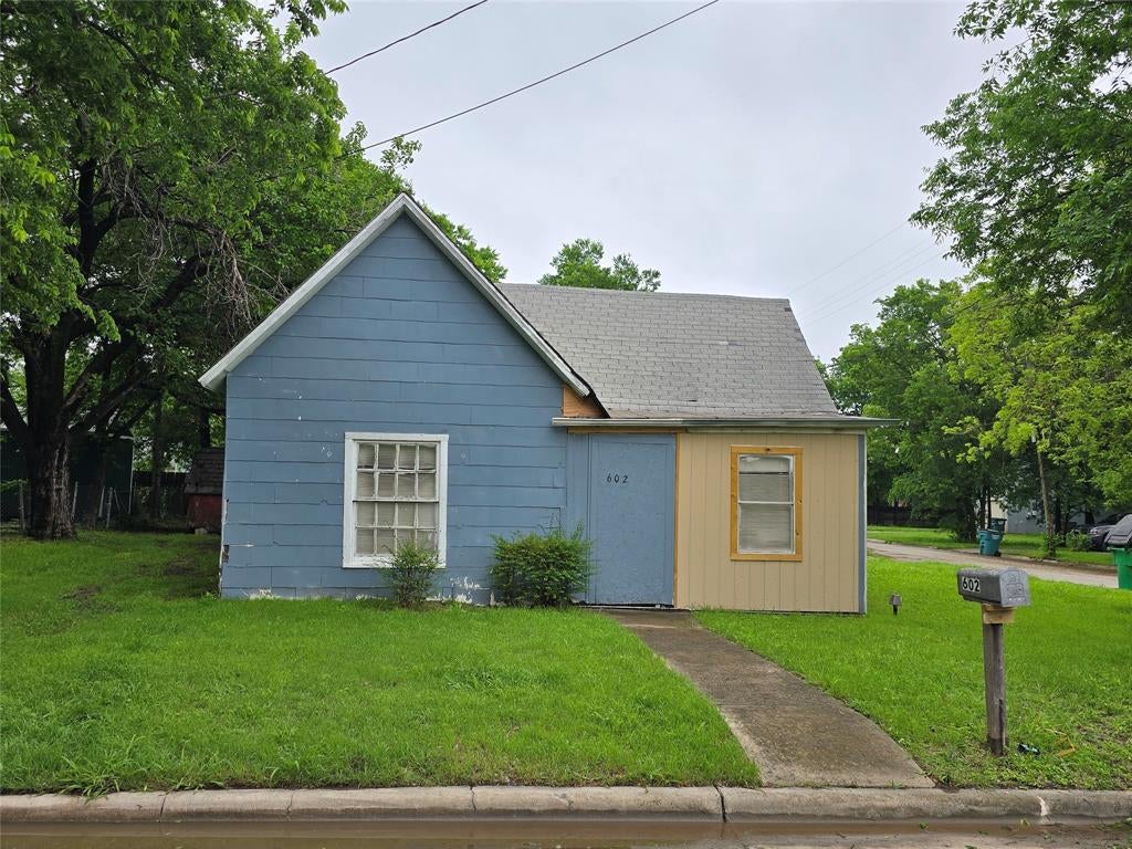 602 N Weaver Street — photo