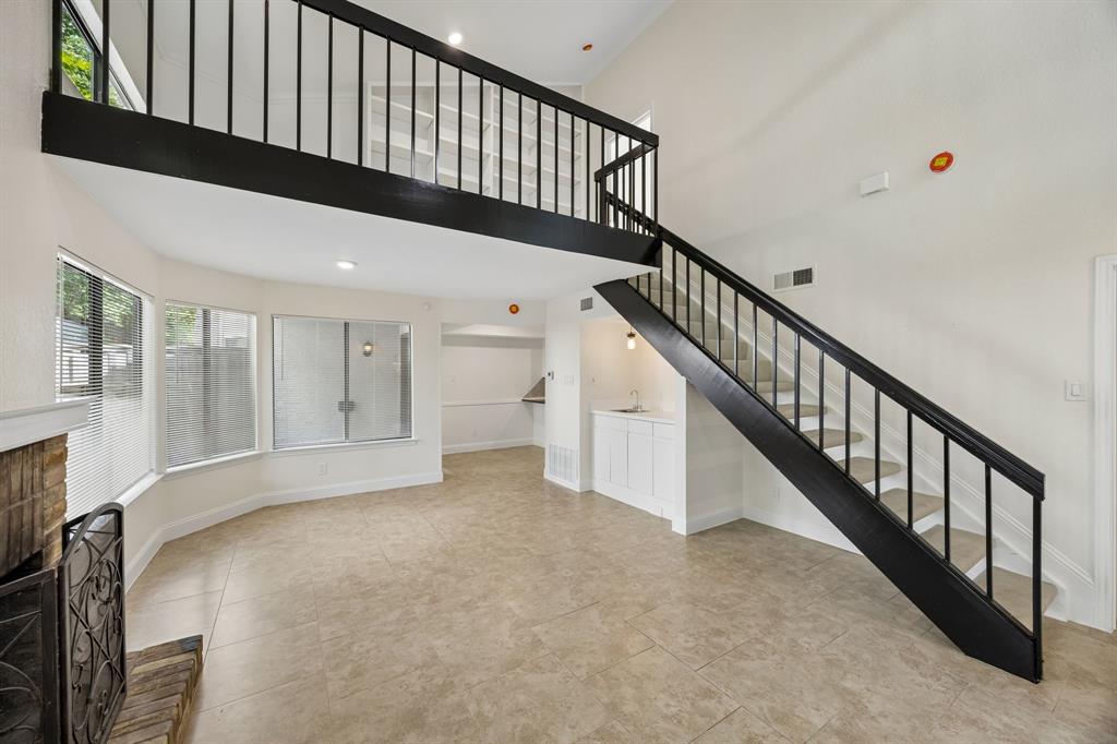 18040 Midway Road 218 — photo