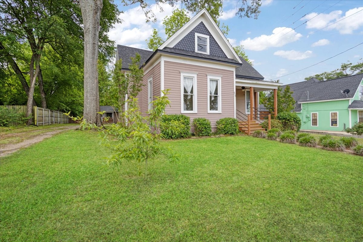 310 E 3rd Street, Mt Pleasant, TX 75455 — photo 2