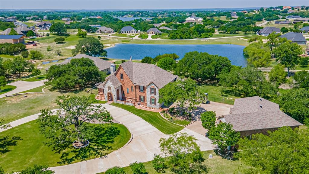 2308 Bentwater Court — photo