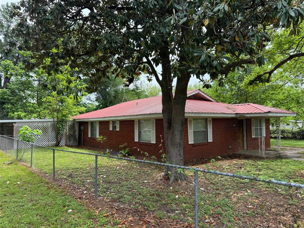 621 French Street — photo