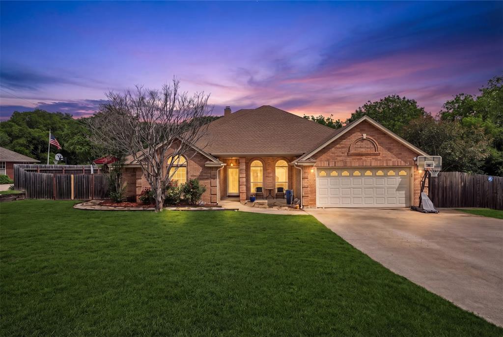 1557 Woodbee Court — photo