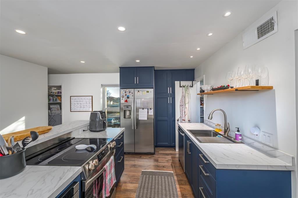 6032 Westridge Lane 211 — photo