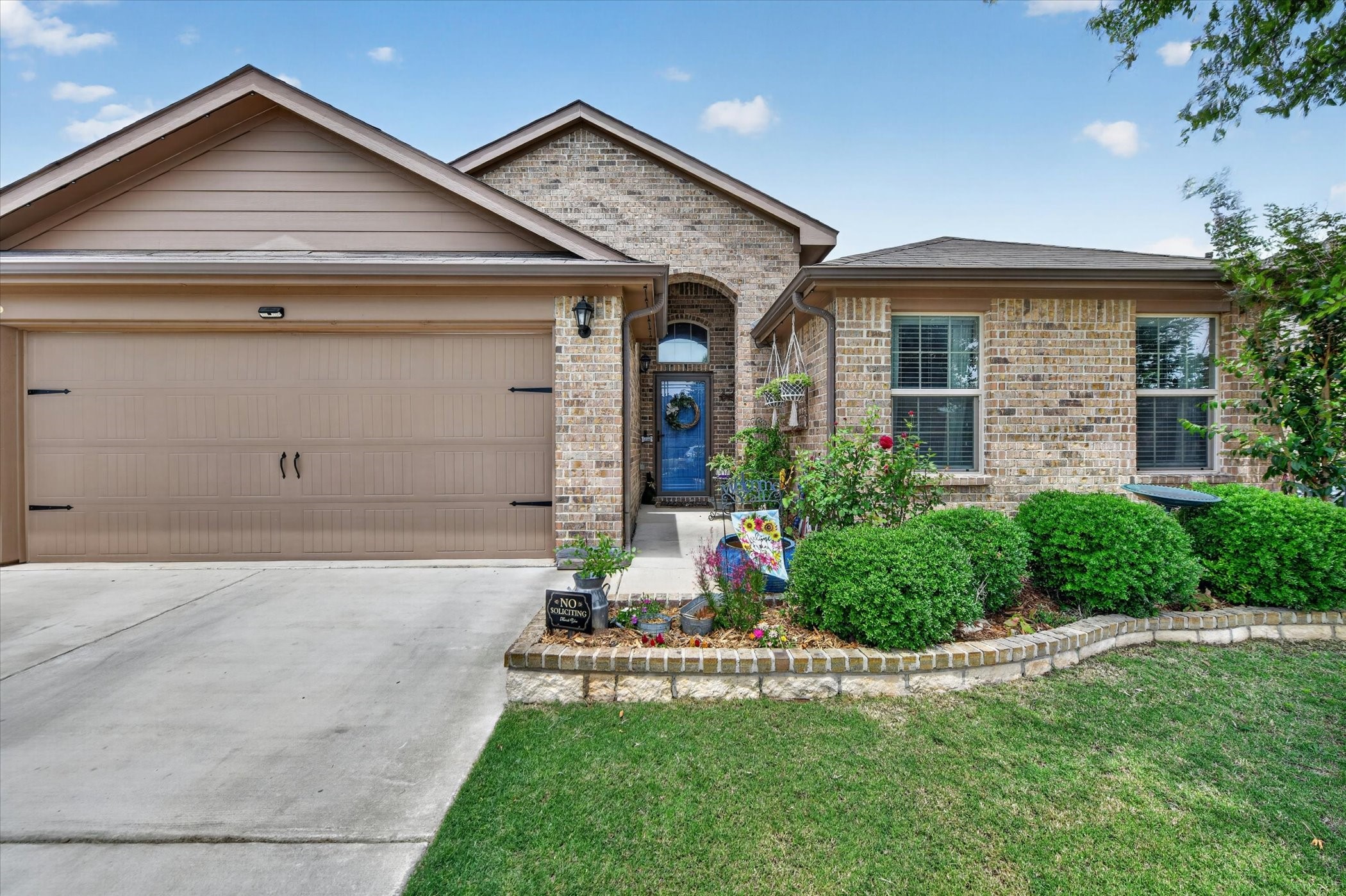 833 Rutherford Drive, Crowley, TX 76036 — photo 3