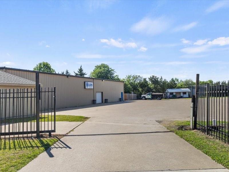 505 County Line Road — photo