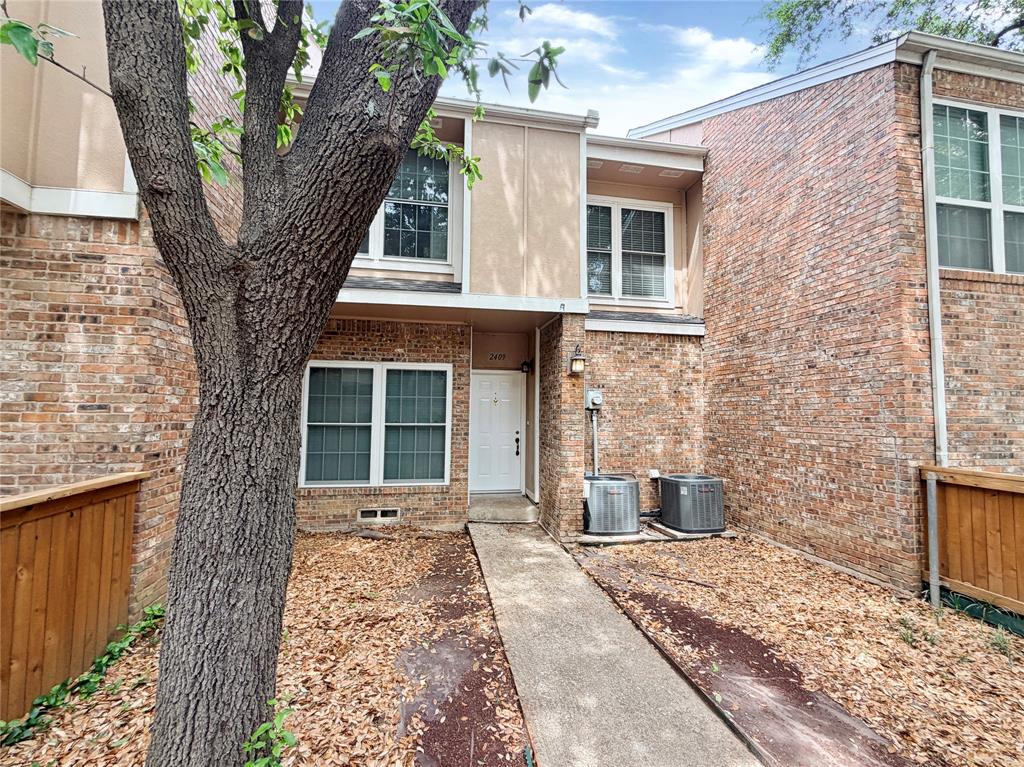 2409 Northlake Court — photo
