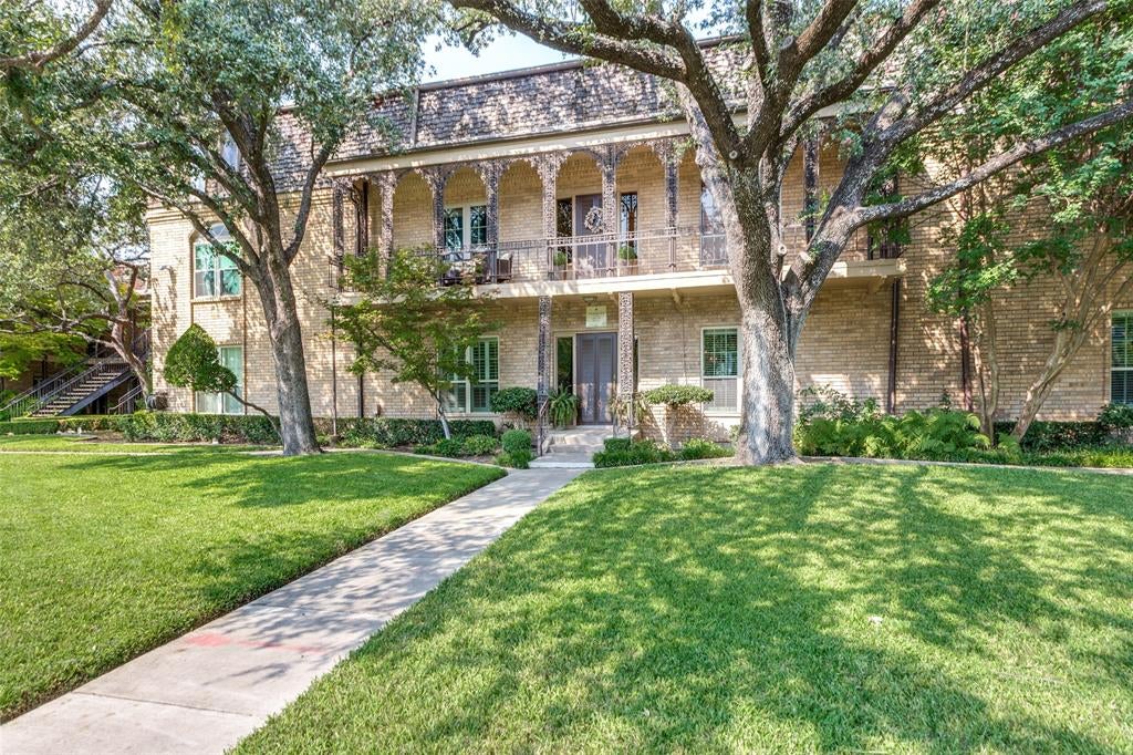 4312 Bellaire Drive S 204 — photo