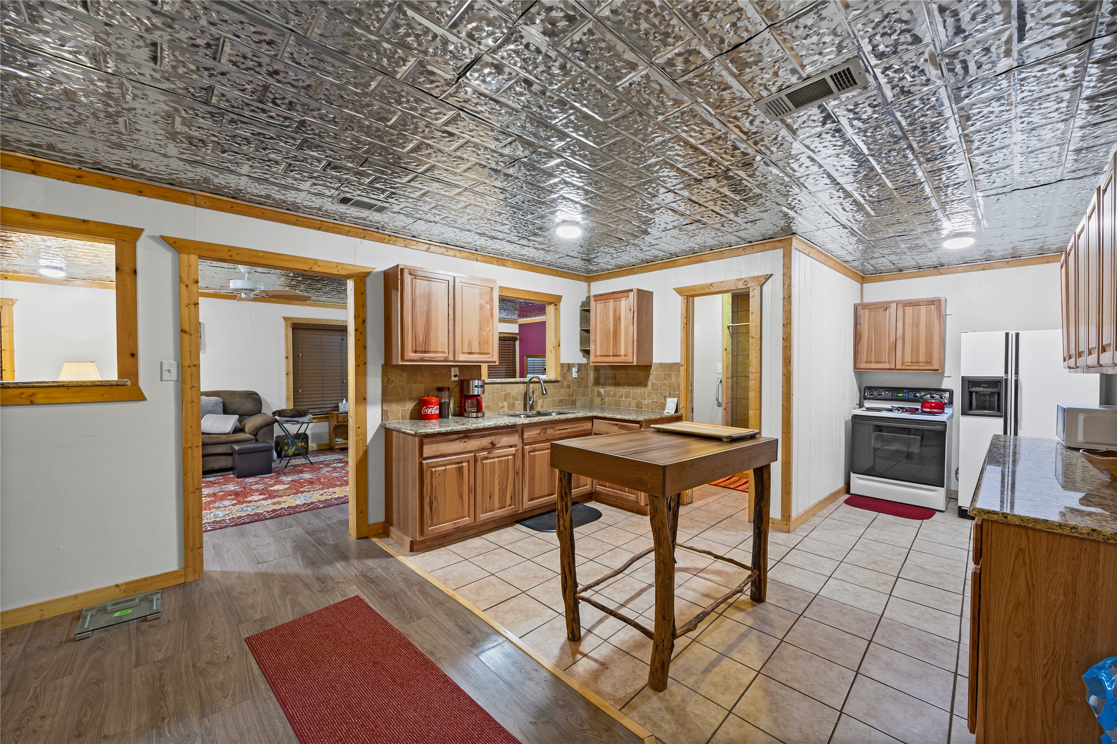 153 Center Loop, Whitney, TX 76692 — photo 2