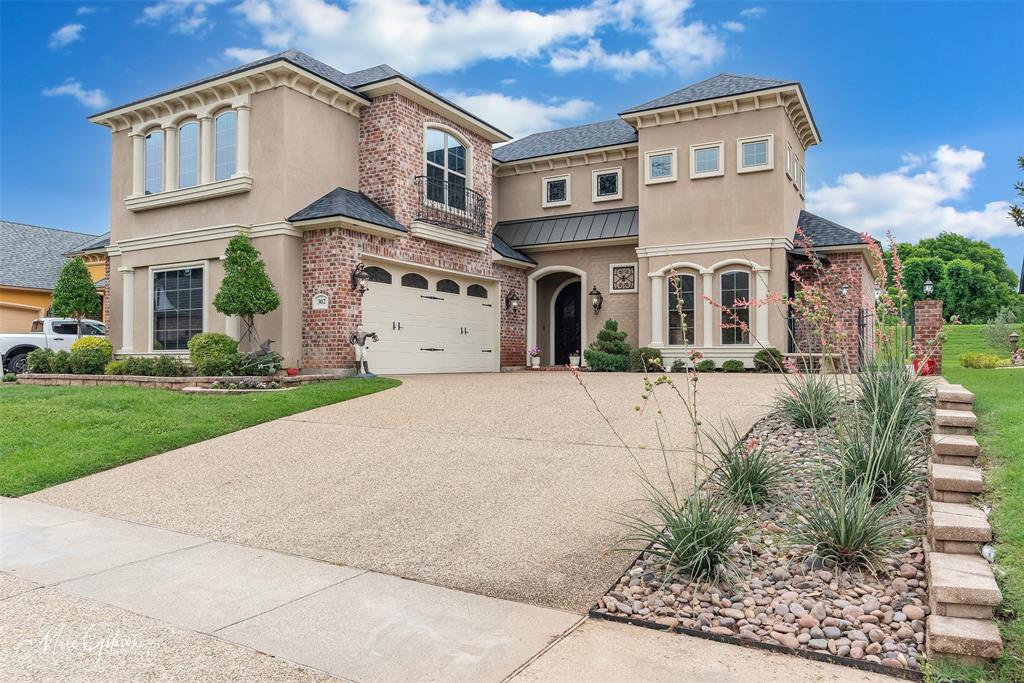 302 Bevly Lake Drive — photo