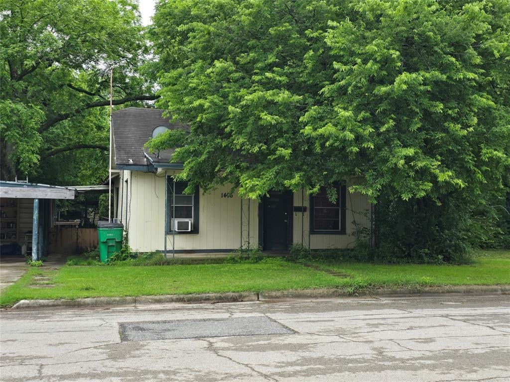 1406 E Garnett Street — photo