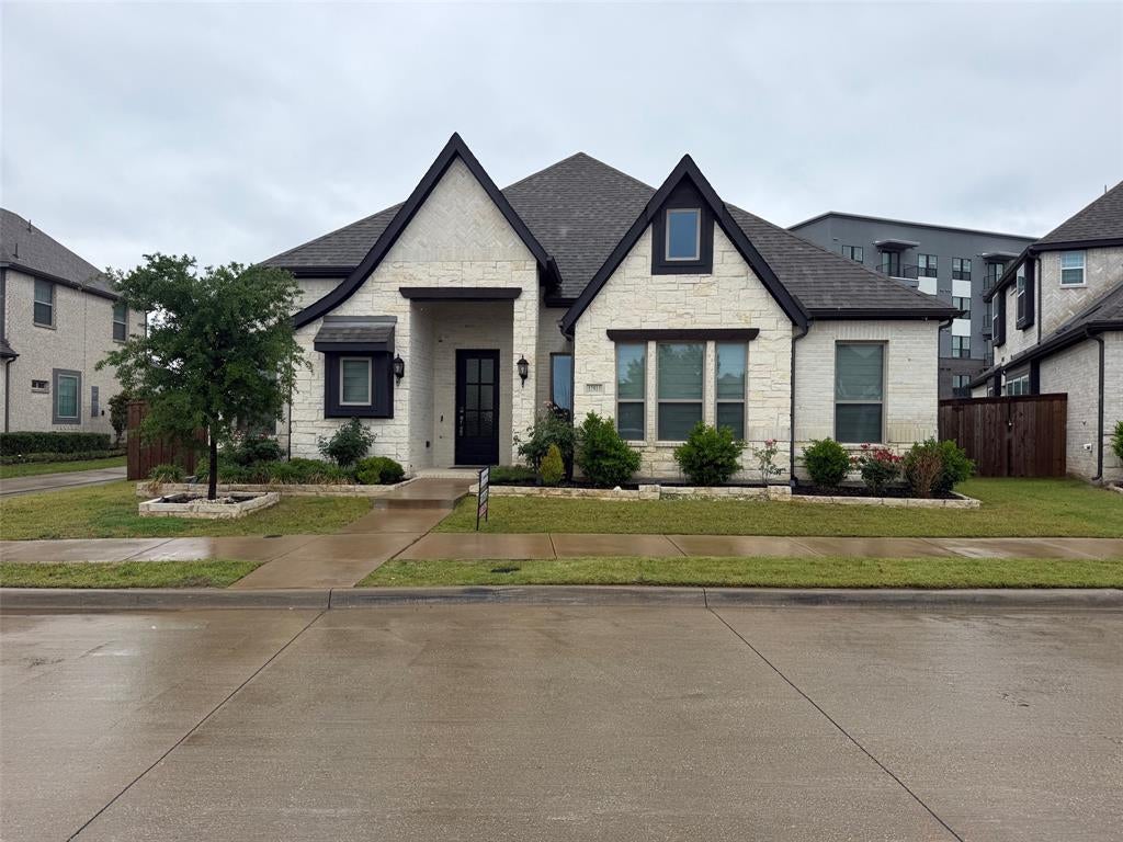 12513 Royal Oaks Lane — photo