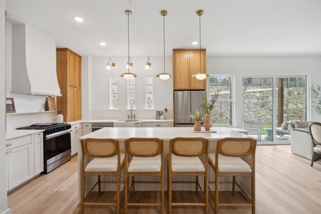 2016 Portofino Drive — photo
