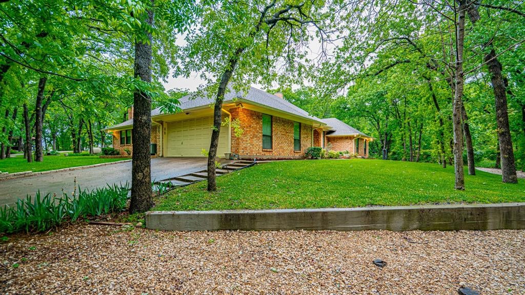 6520 Fall Creek Highway — photo