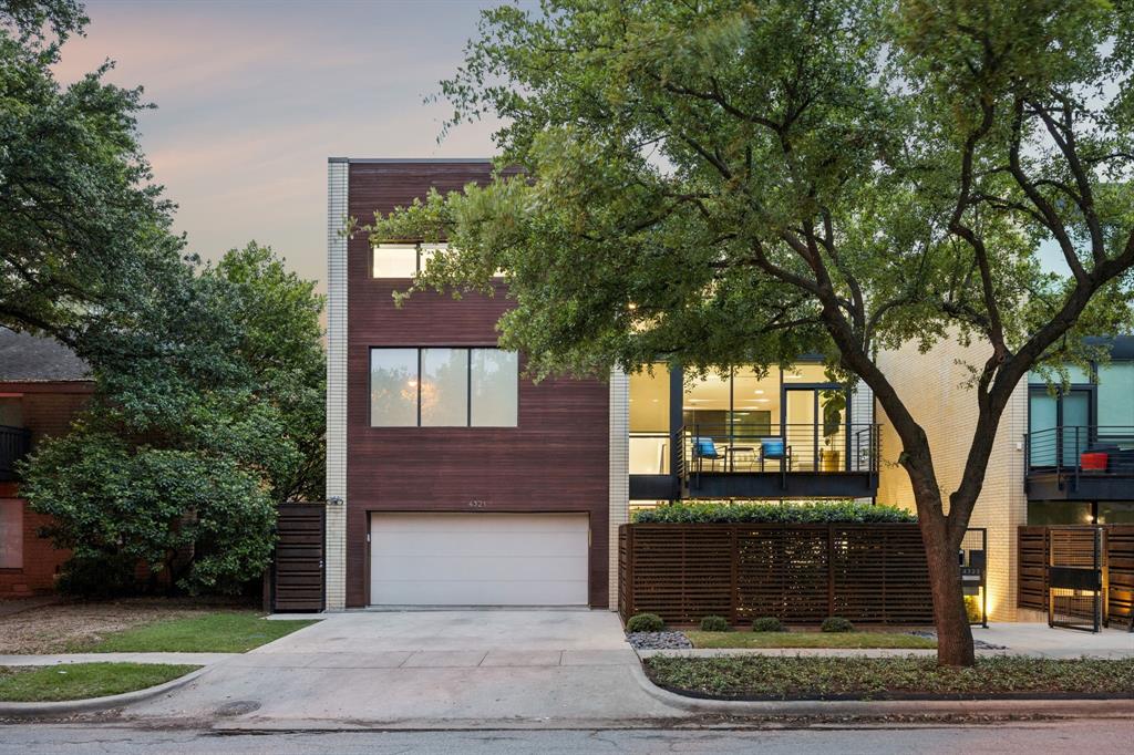 4321 Travis Street — photo