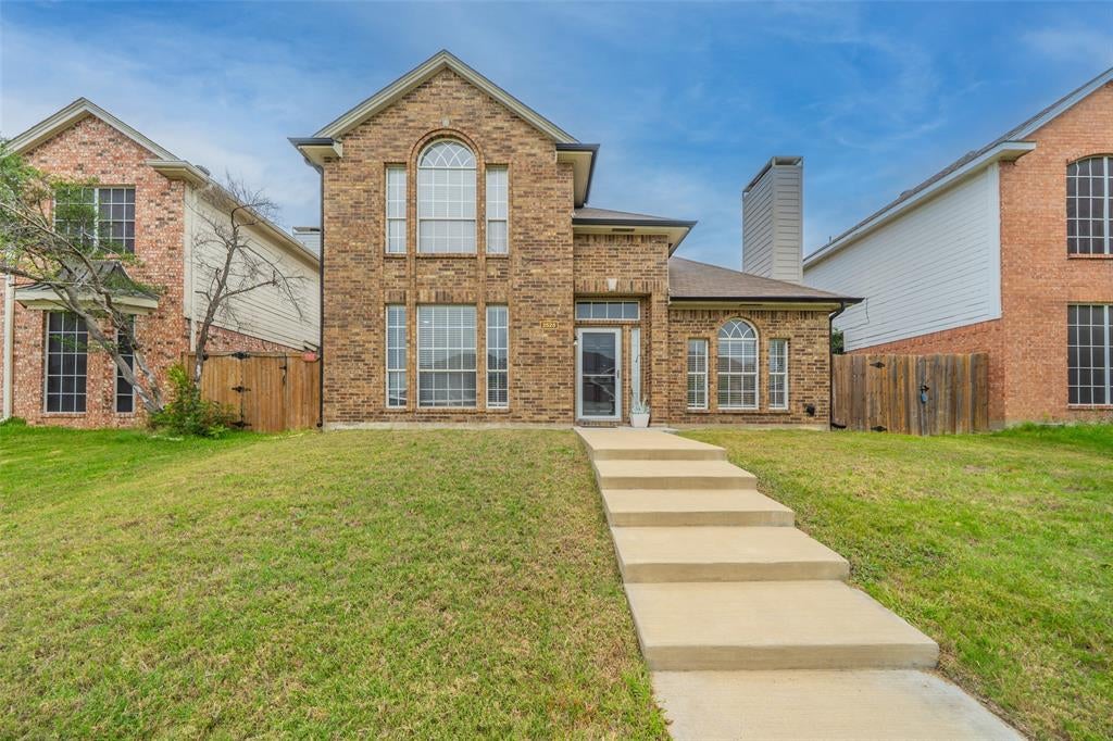 2525 Brooke Trail — photo