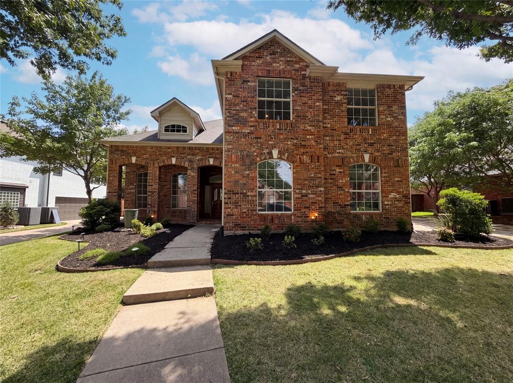2211 Dana Drive — photo