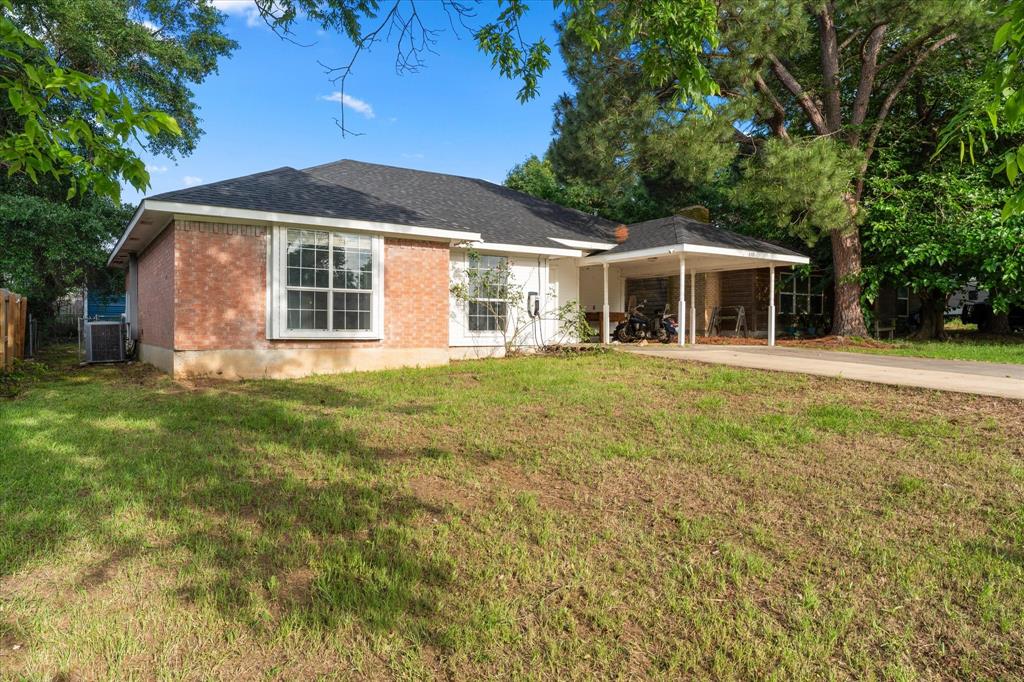 316 Coral Reef Street — photo