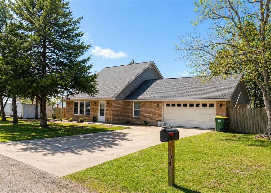 104 Cedar Creek Drive — photo