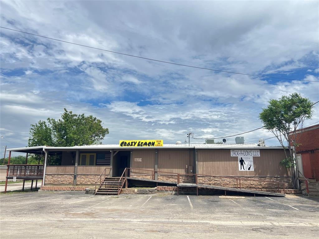 540 Pecan Street — photo