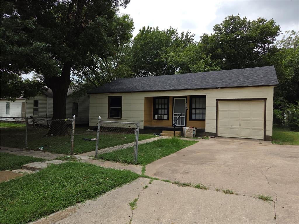 1805 Mill Street — photo