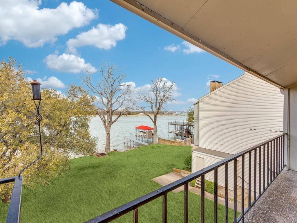 390 Driftwood Court 3B — photo