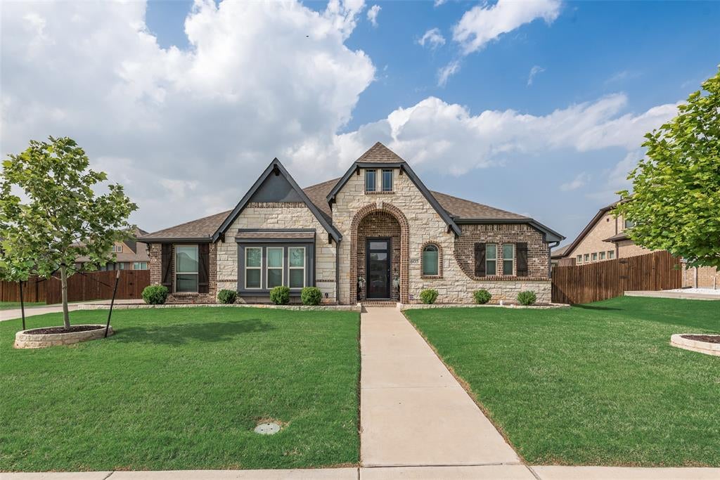 605 Dusty Glen Trail — photo