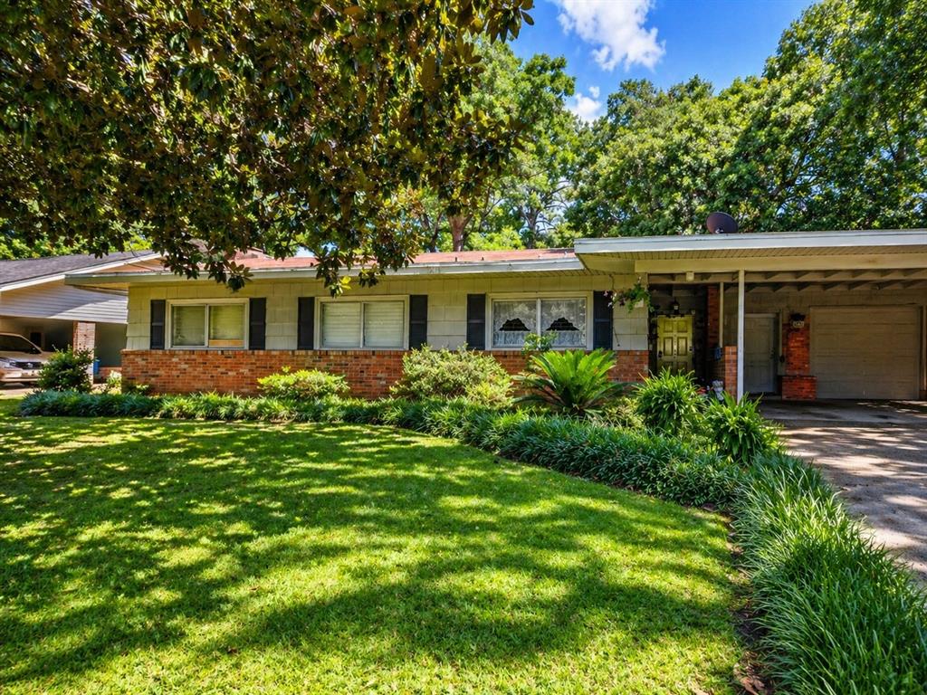813 Captain Shreve Drive — photo