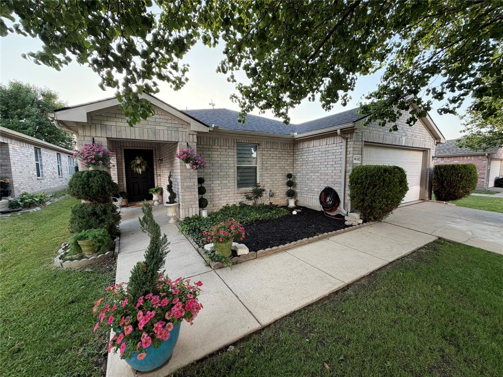 1632 Crown Point Drive — photo