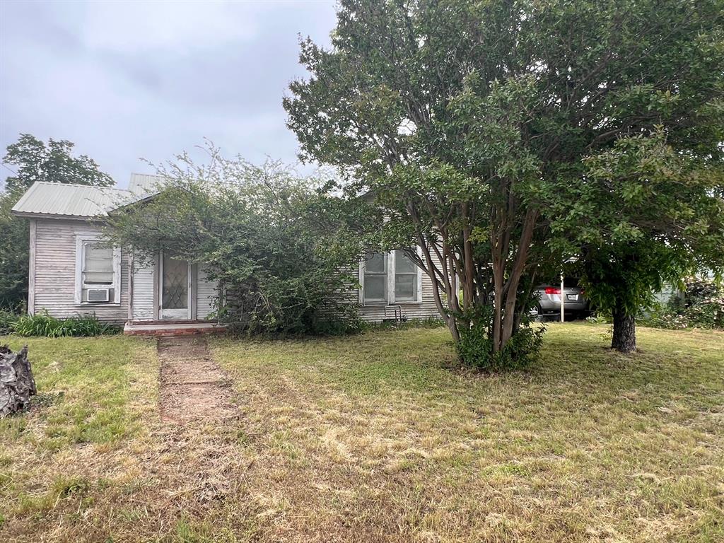 101 E Commerce Street, Gustine, TX 76455 — photo 3