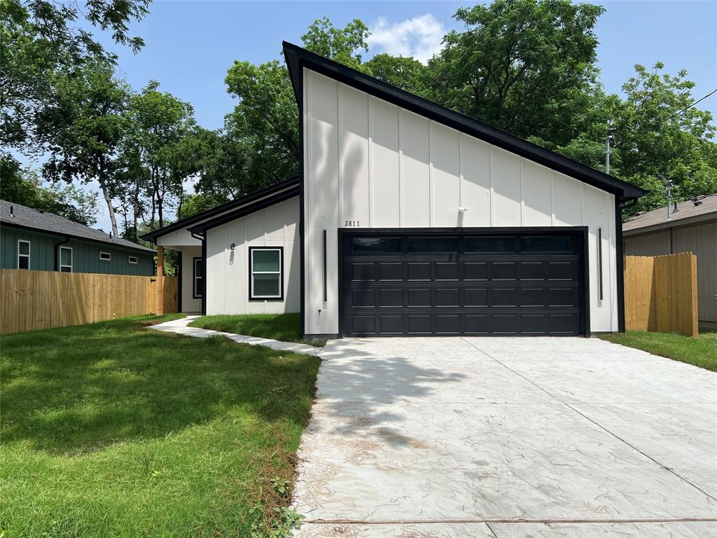 2811 Silkwood Street — photo