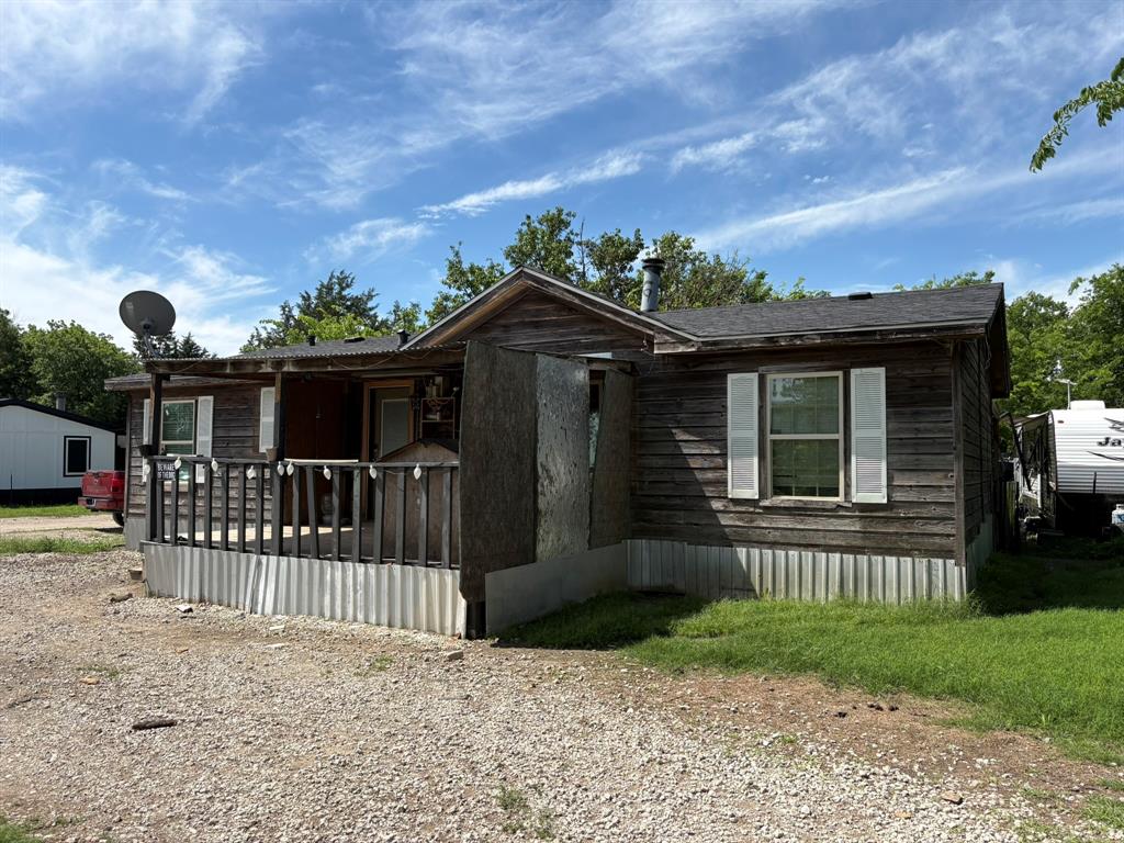 720 Bluebonnet Lane — photo