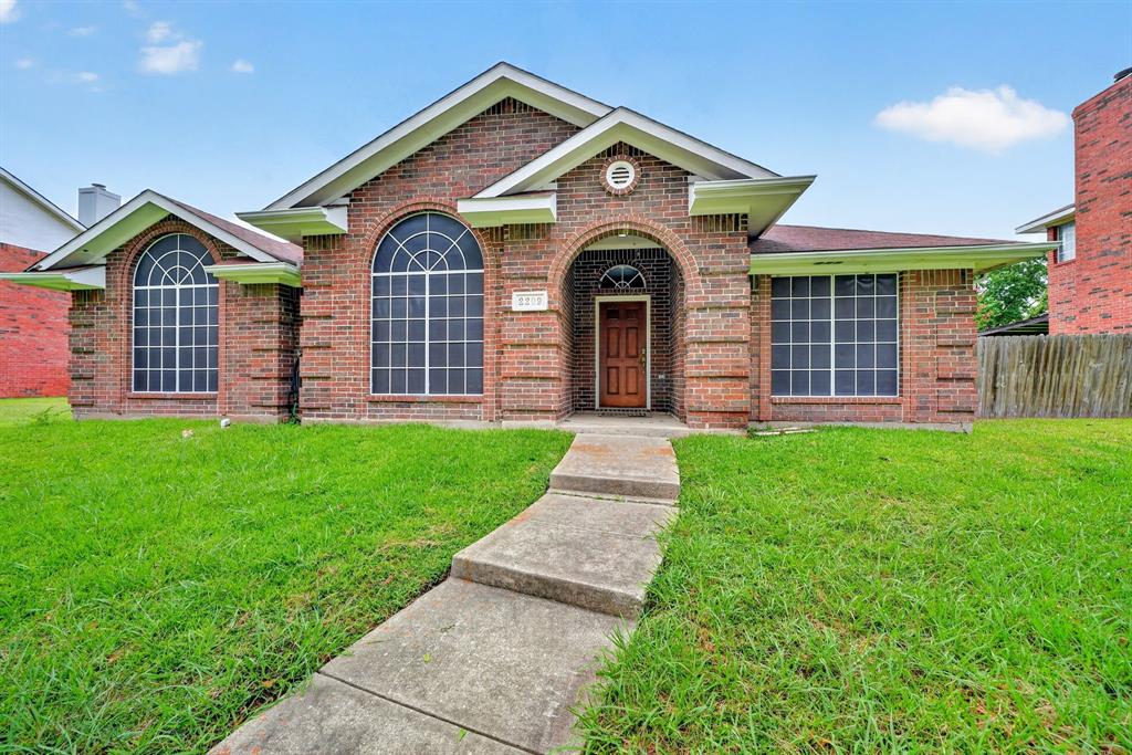 2209 Dana Drive — photo