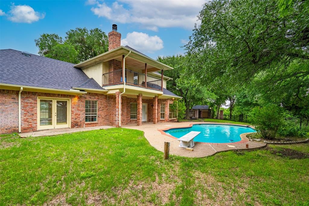 137 Lakeview Drive — photo