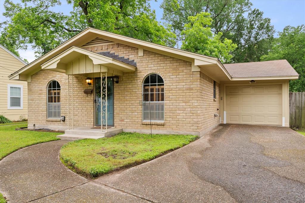 1609 Maplewood — photo