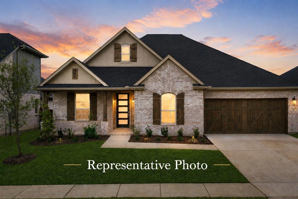 2332 Miranda Lane — photo