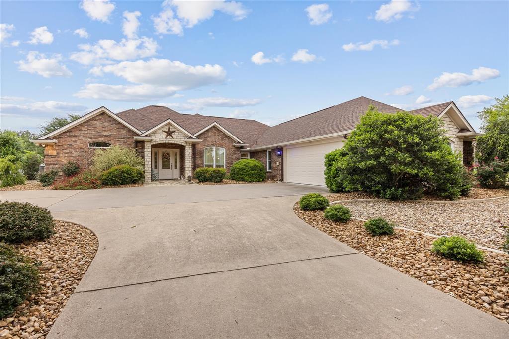 2102 Wood Duck Lane — photo