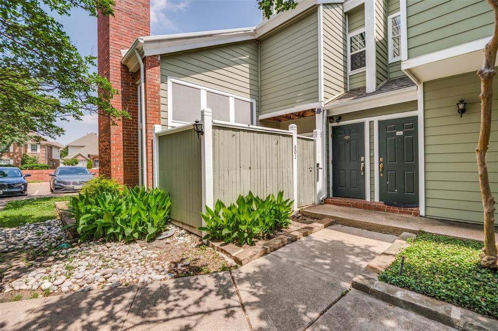 6220 Bentwood Trail 601 — photo