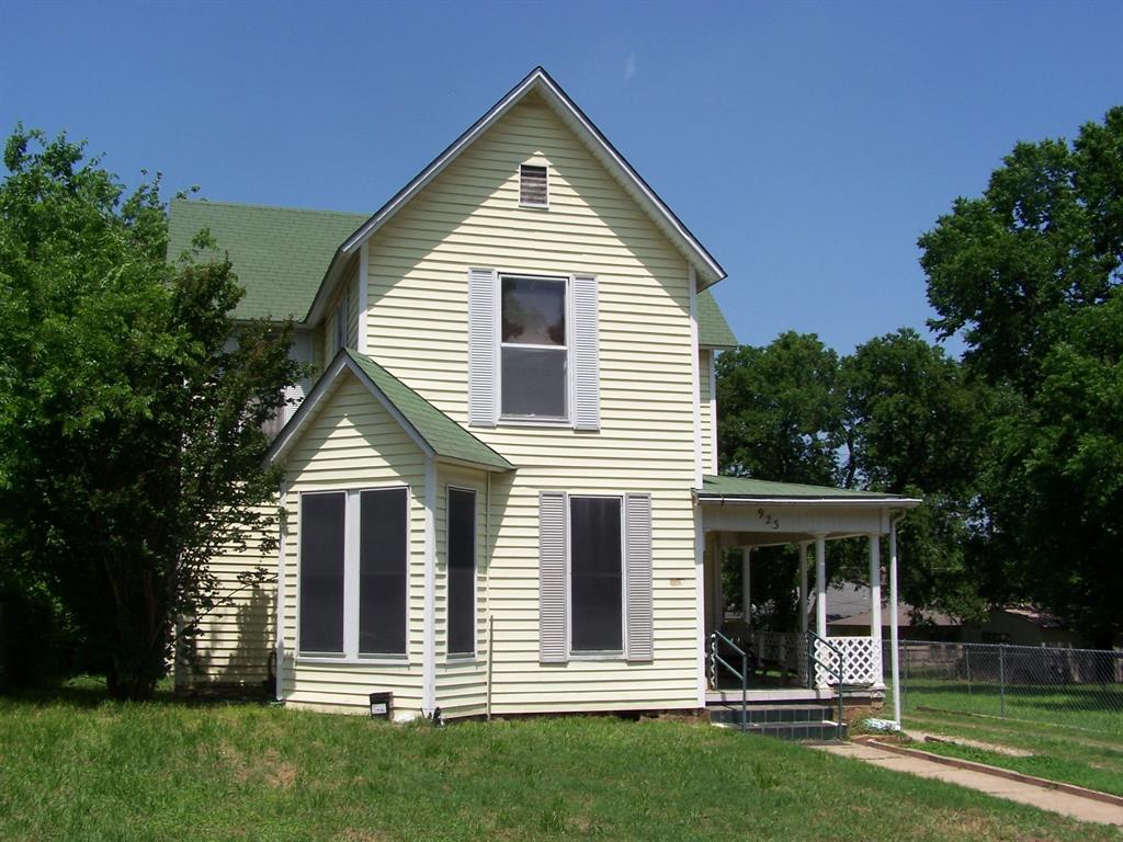 923 Nelson Street — photo