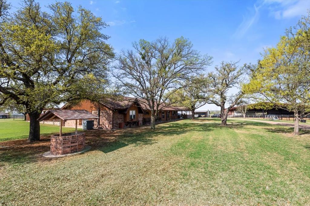 911 Mcvoid Road, Springtown, TX 76082 — photo 3
