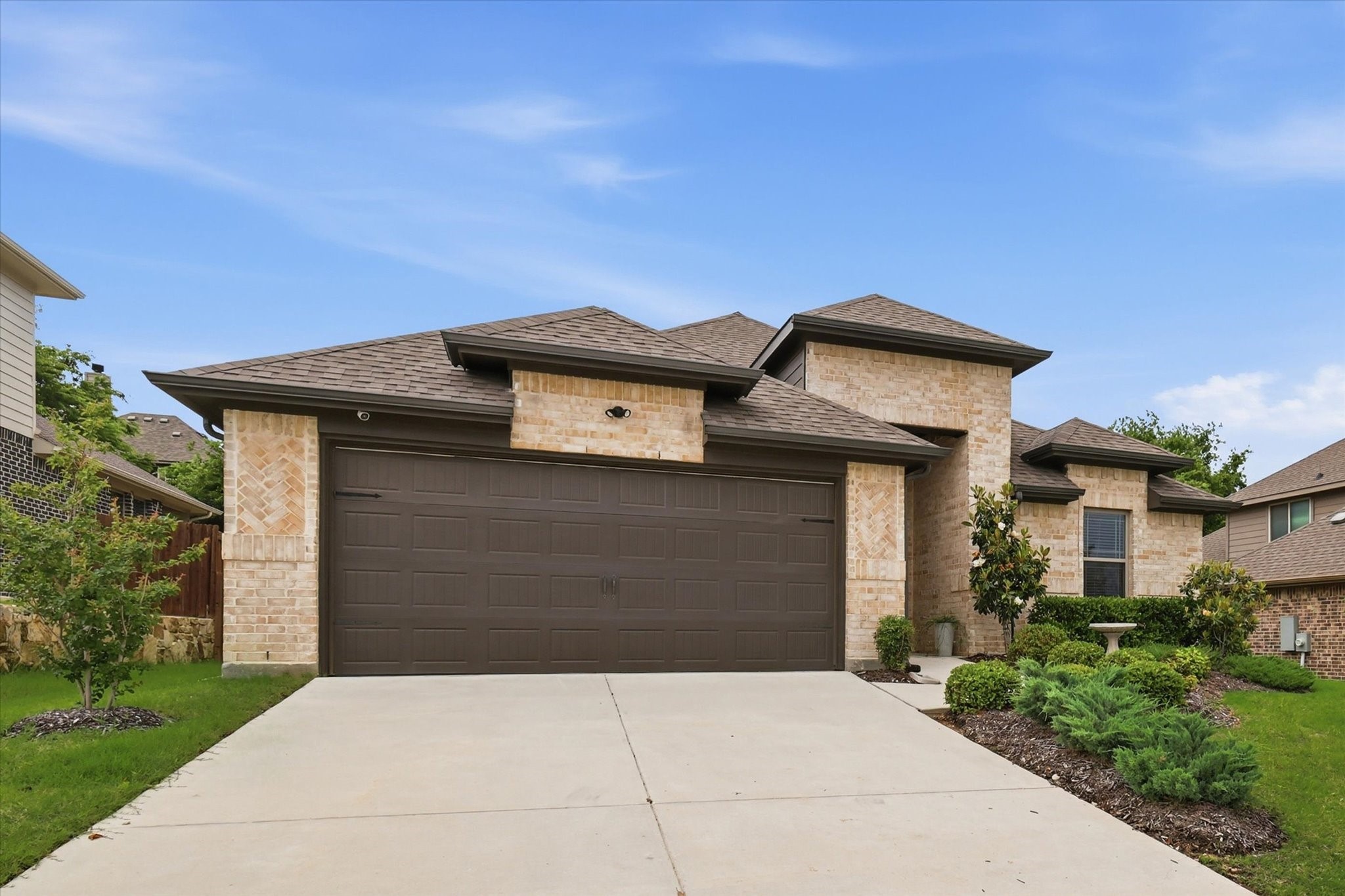 309 Ridge Drive, Justin, TX 76247 — photo 2